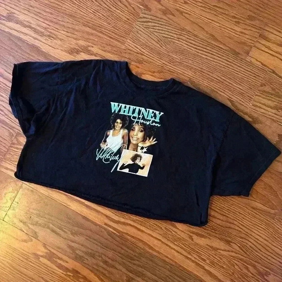 Whitney Houston Cropped Graphic Tee Album Covers Pop R&B Size XL in excellent co - Picture 2 of 7